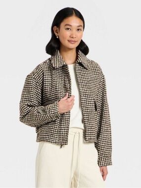 A New Day Houndstooth Cropped Jacket - Brown & White